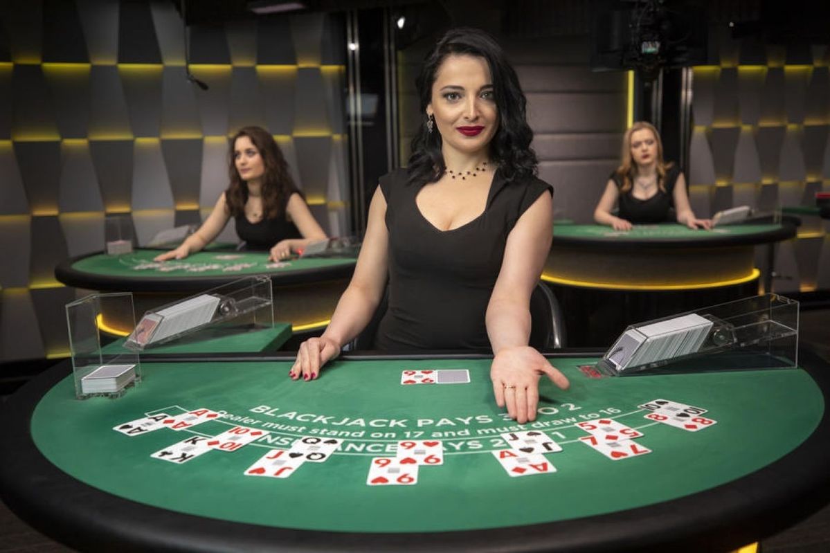 پاکستان میں Bombastic Casino قانونی ہے۔